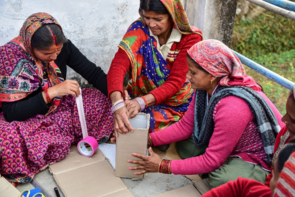 3 women in India