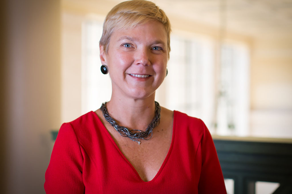 Headshot of Linda Griffith