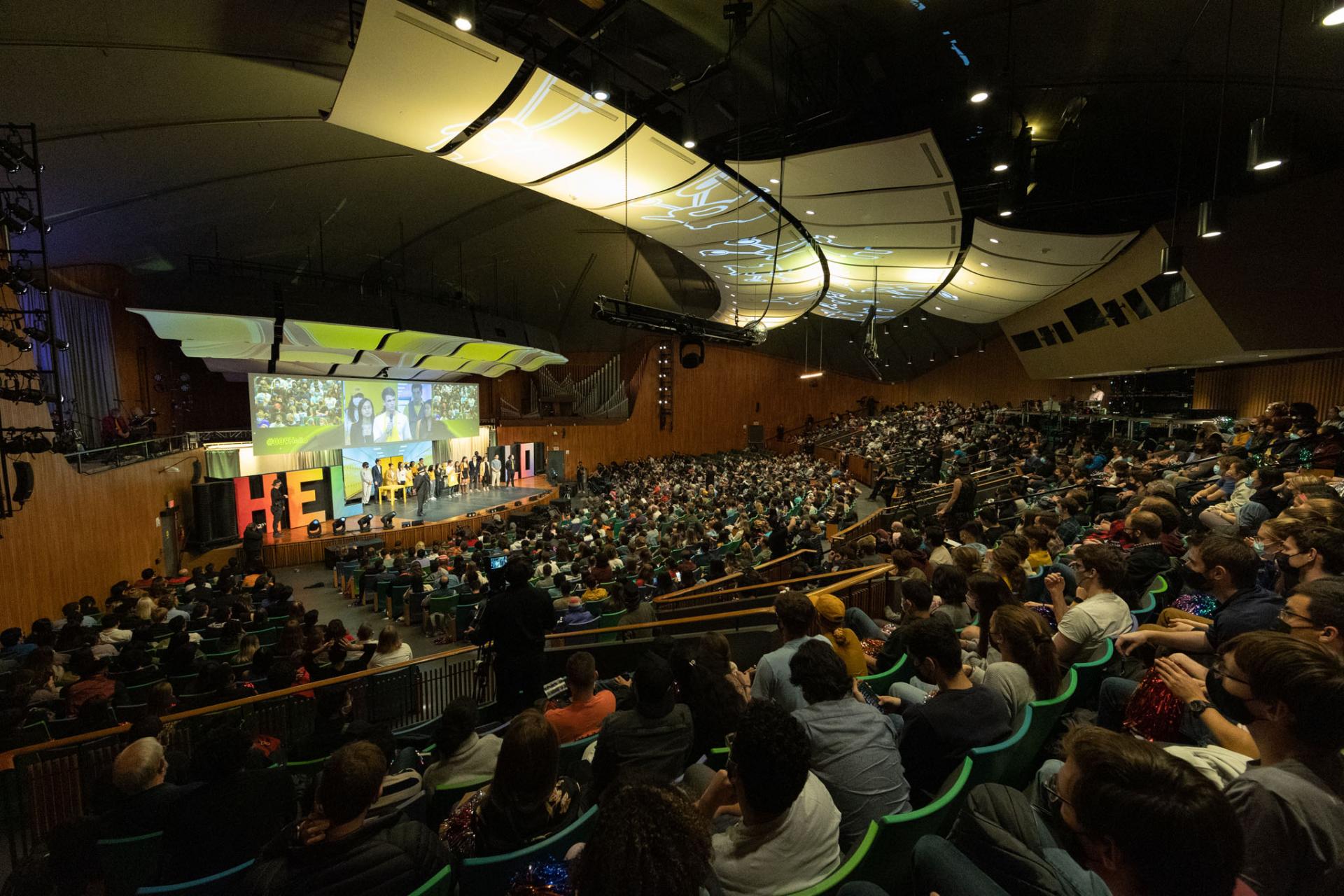 After going virtual in 2020, MechE seniors were back on the Kresge stage for the final presentations of 2.009; Product Engineering Processes.